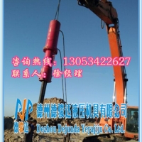 自主研發(fā)大型機載式液壓巖石分裂機原理